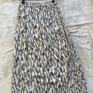 Chic Black and Cream Women's Midi Skirt